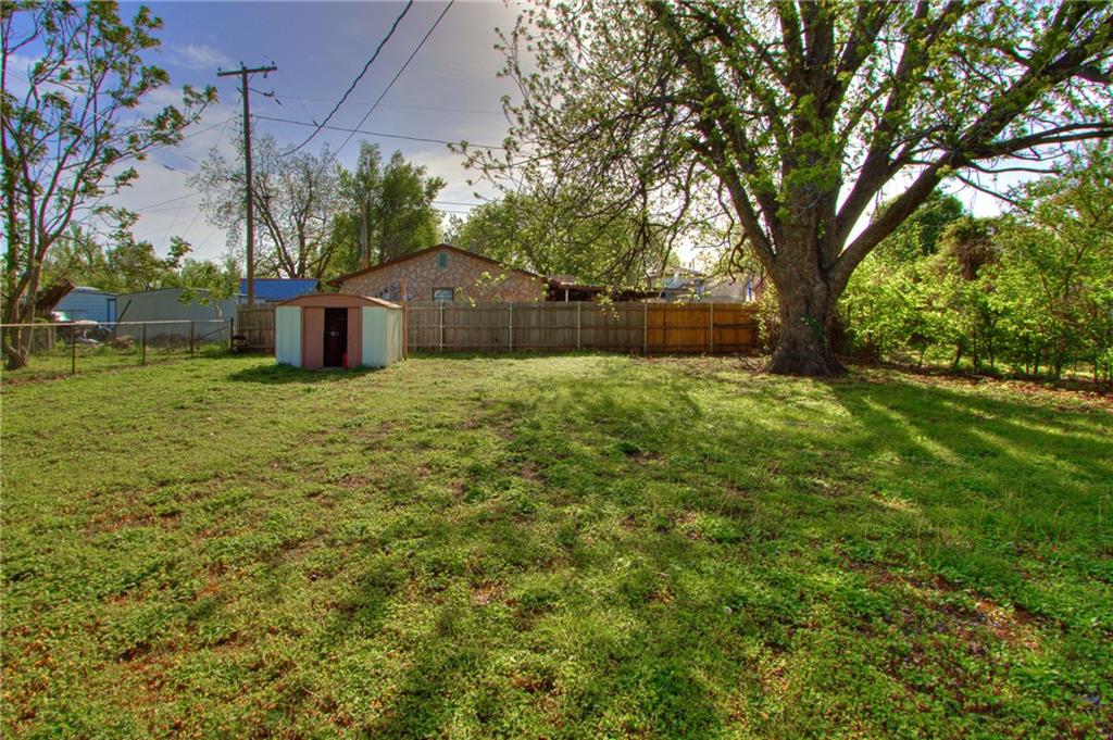 1700 Hampton Drive