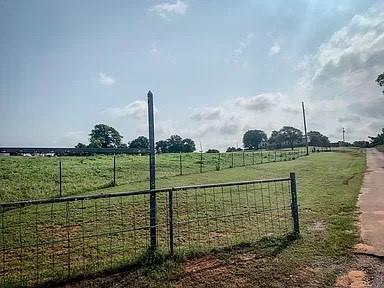 608 County Road 1510