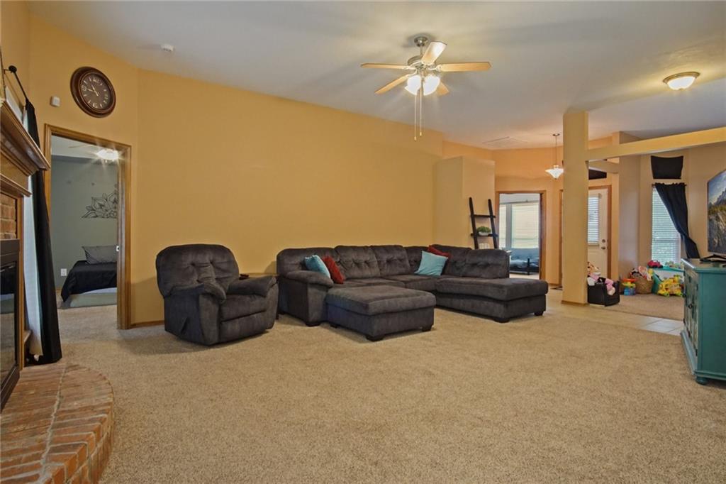 8904 Prairie Ridge Road