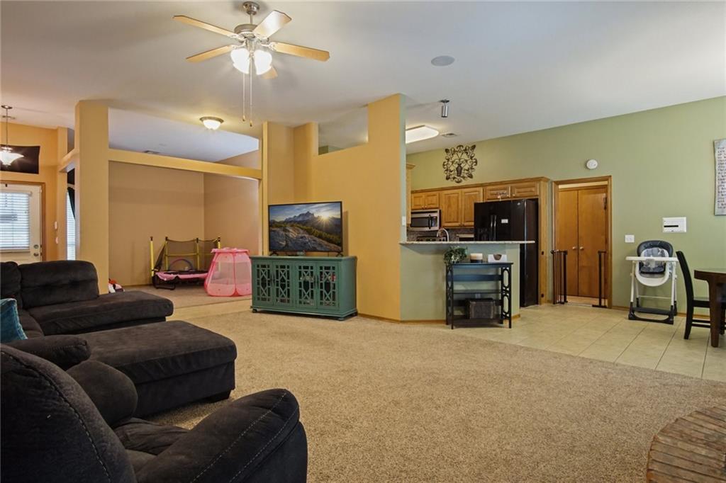 8904 Prairie Ridge Road