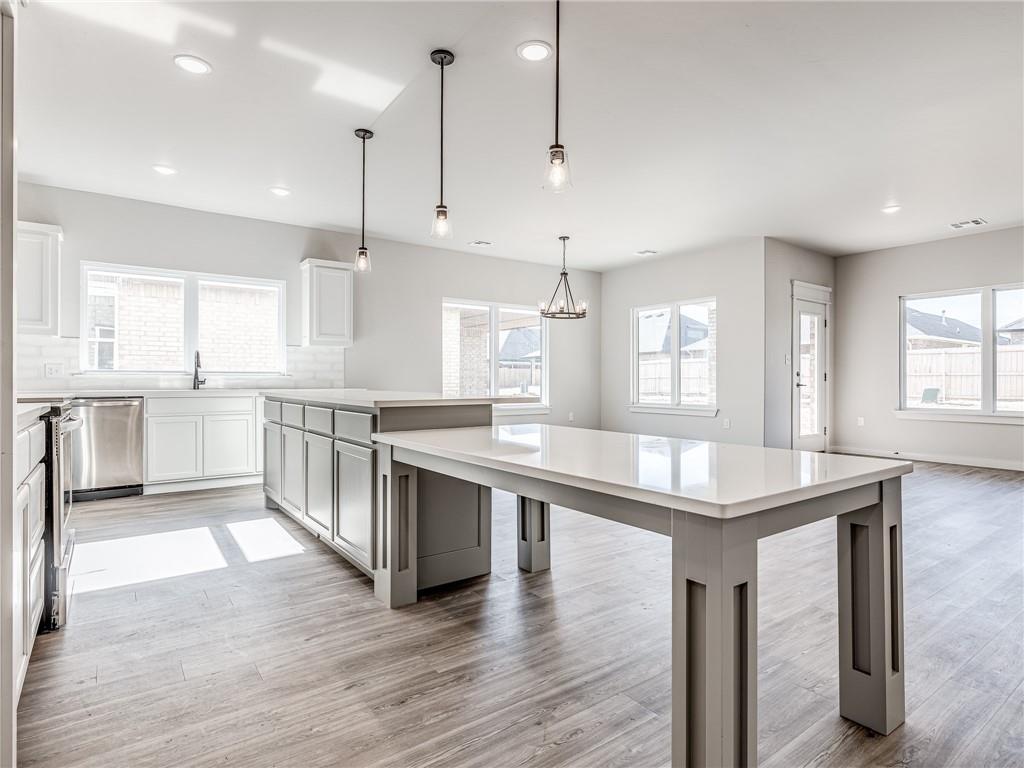 1206 La Vista Lane