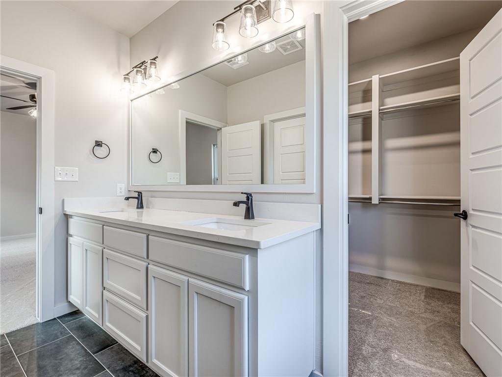1206 La Vista Lane
