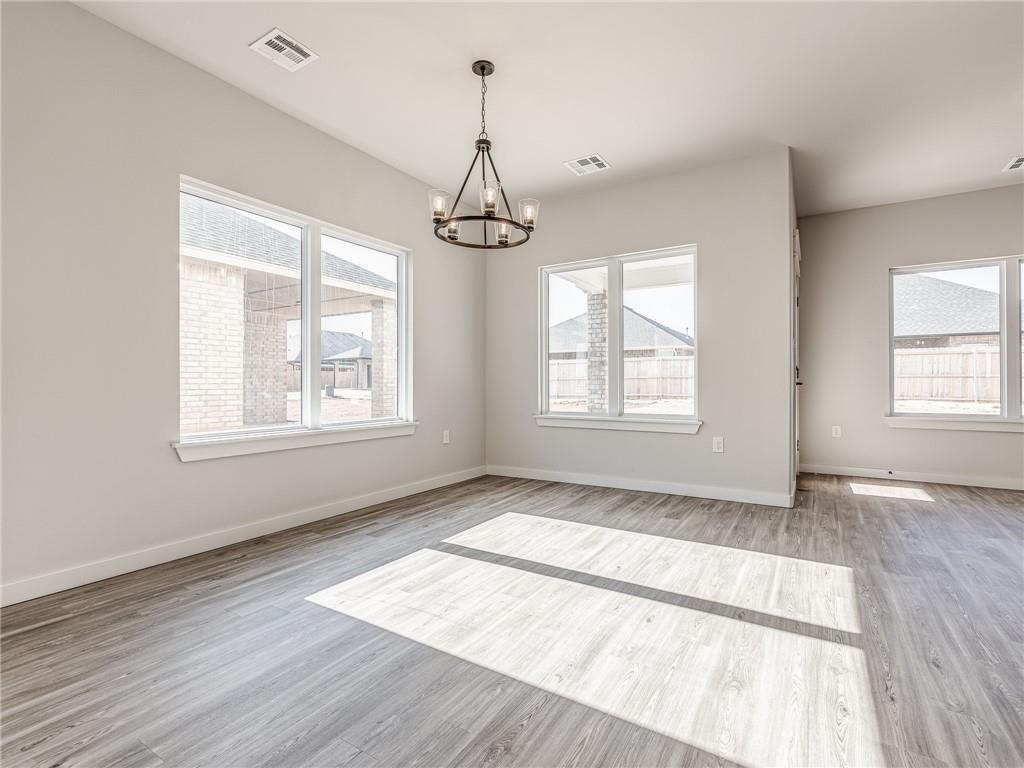 1206 La Vista Lane