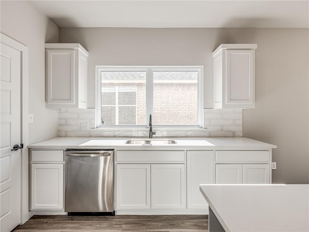 1206 La Vista Lane