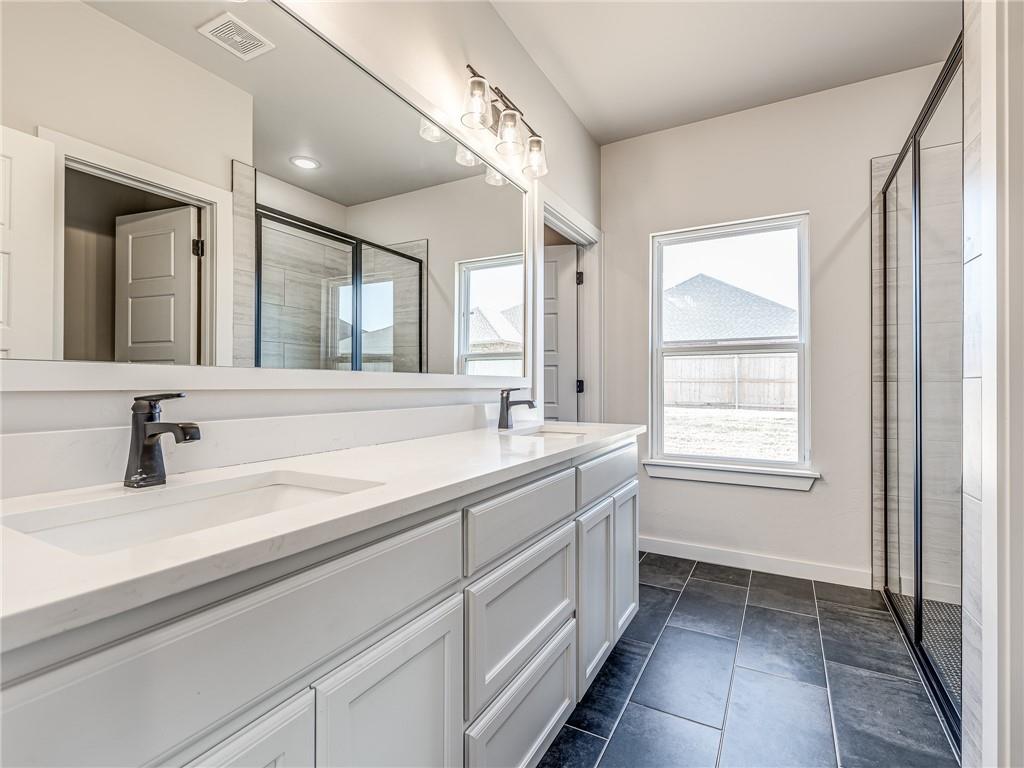 1206 La Vista Lane