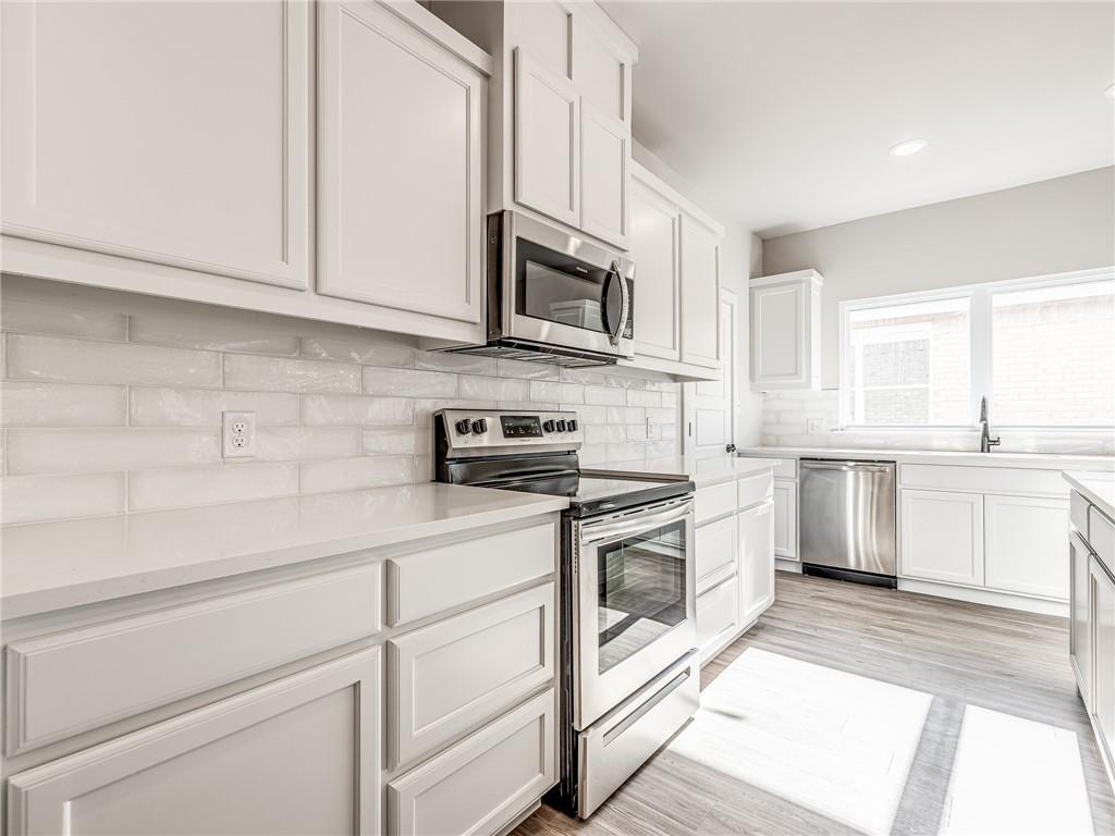 1206 La Vista Lane