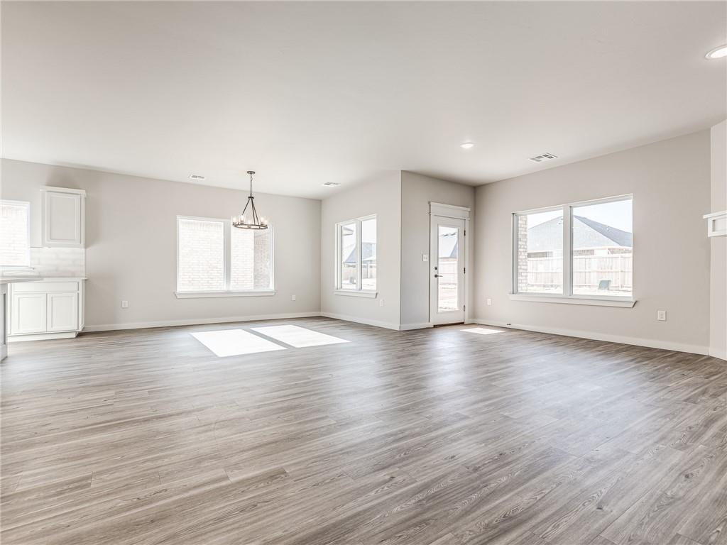 1206 La Vista Lane