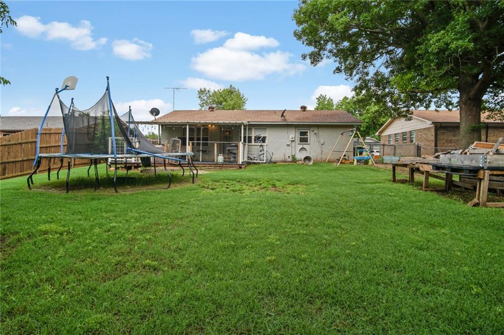 409 Crest Lane
