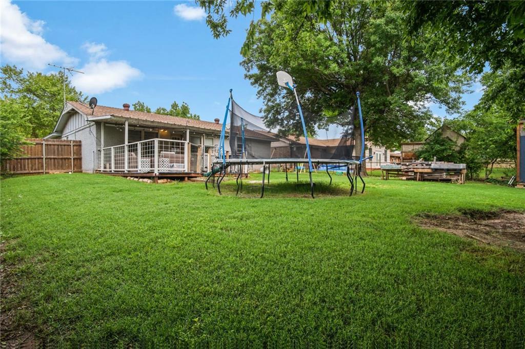 409 Crest Lane