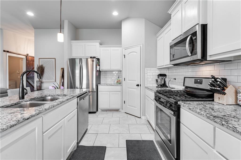 9408 NW 87th Street