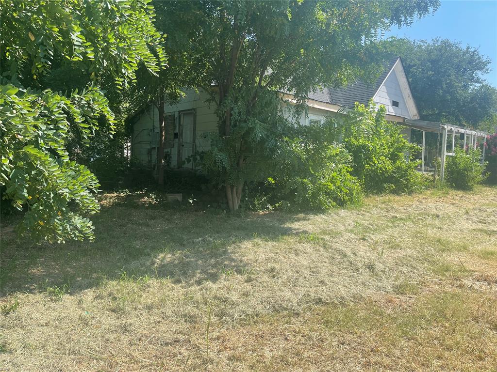 304 N Tucker Avenue