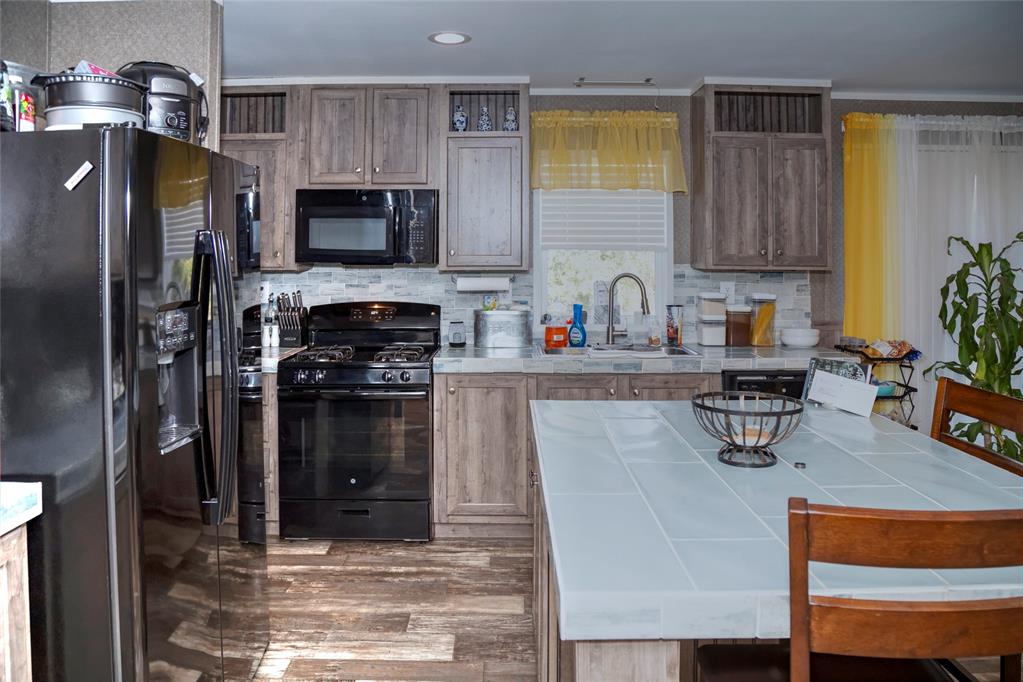 1044 County Road 1530