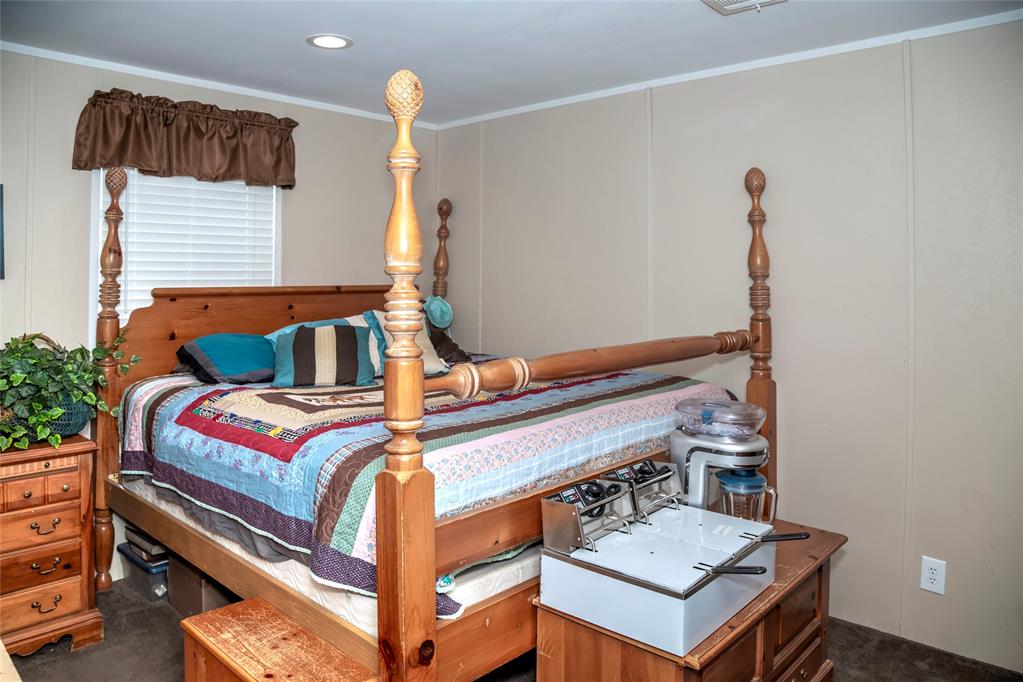 1044 County Road 1530