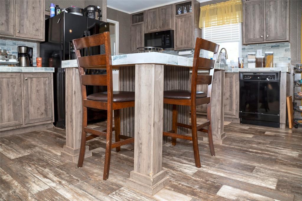 1044 County Road 1530