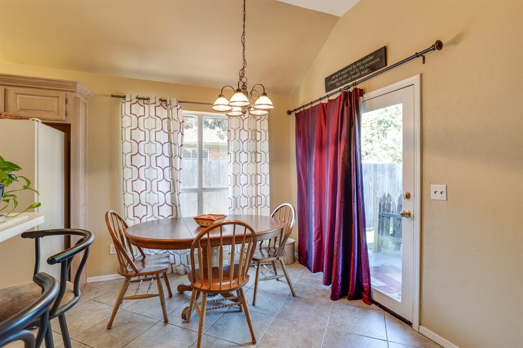 17917 Chestnut Oak Drive