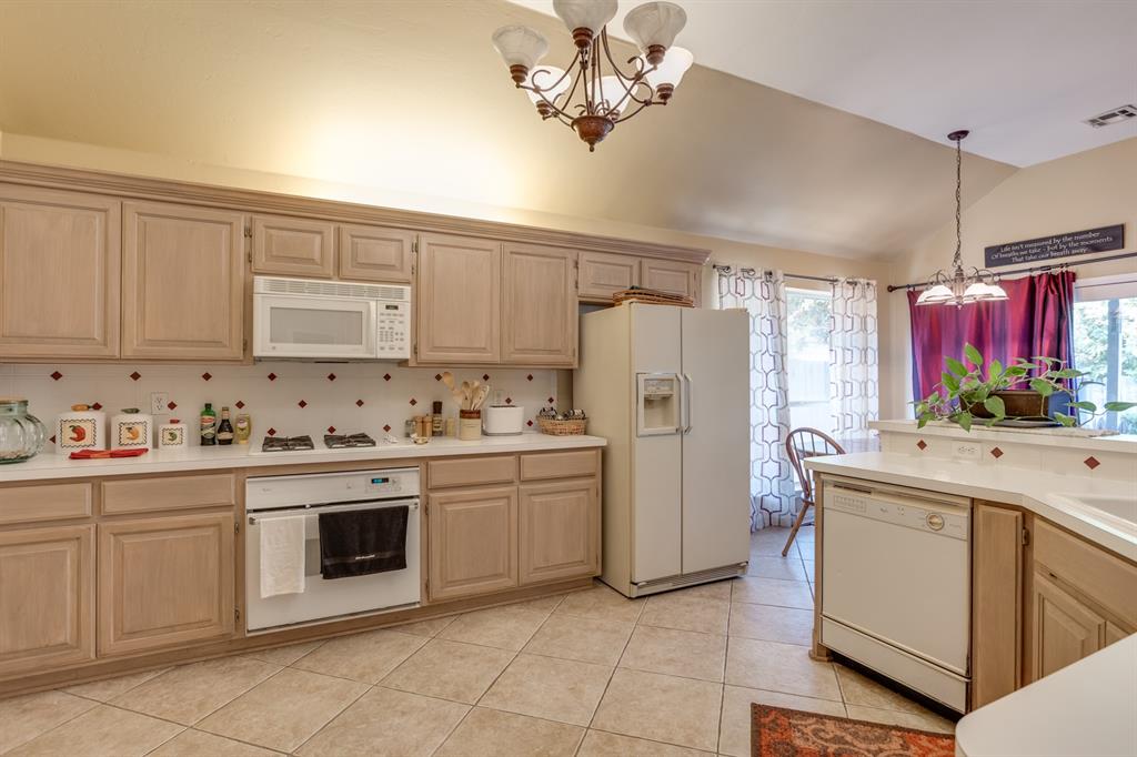 17917 Chestnut Oak Drive