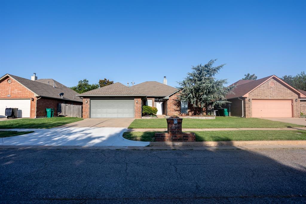 17917 Chestnut Oak Drive