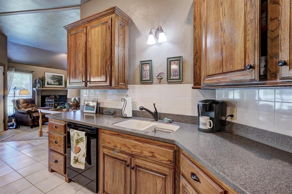 1808 Coopers Hawk Court