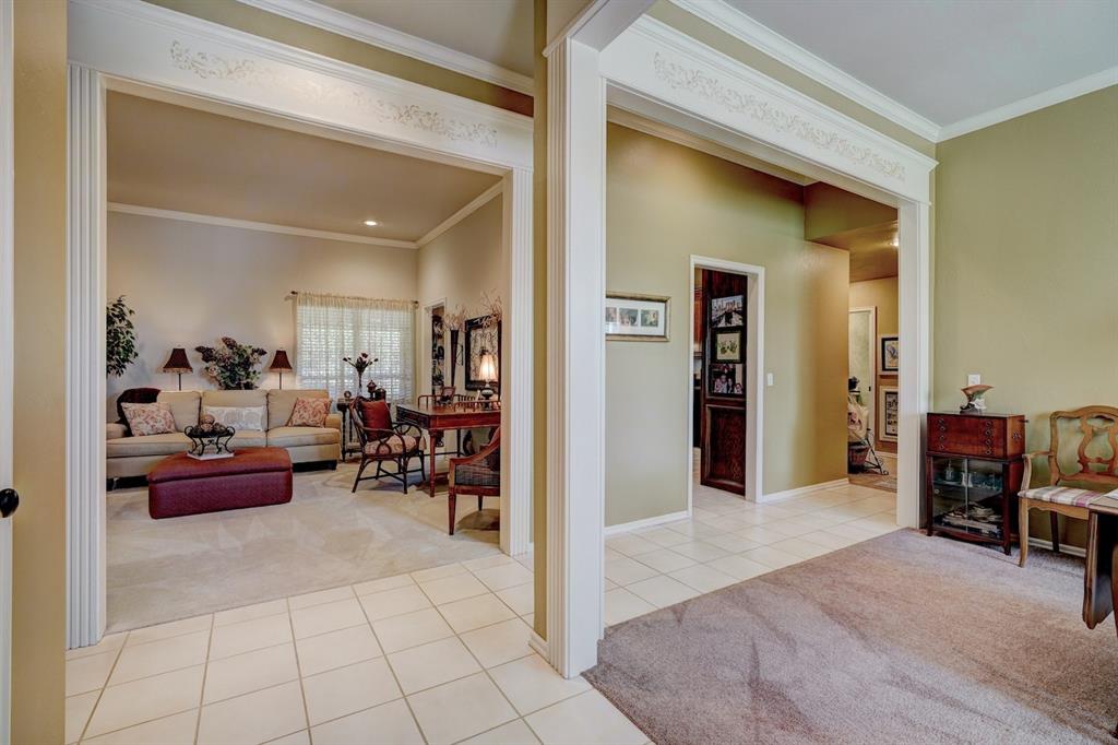 1808 Coopers Hawk Court