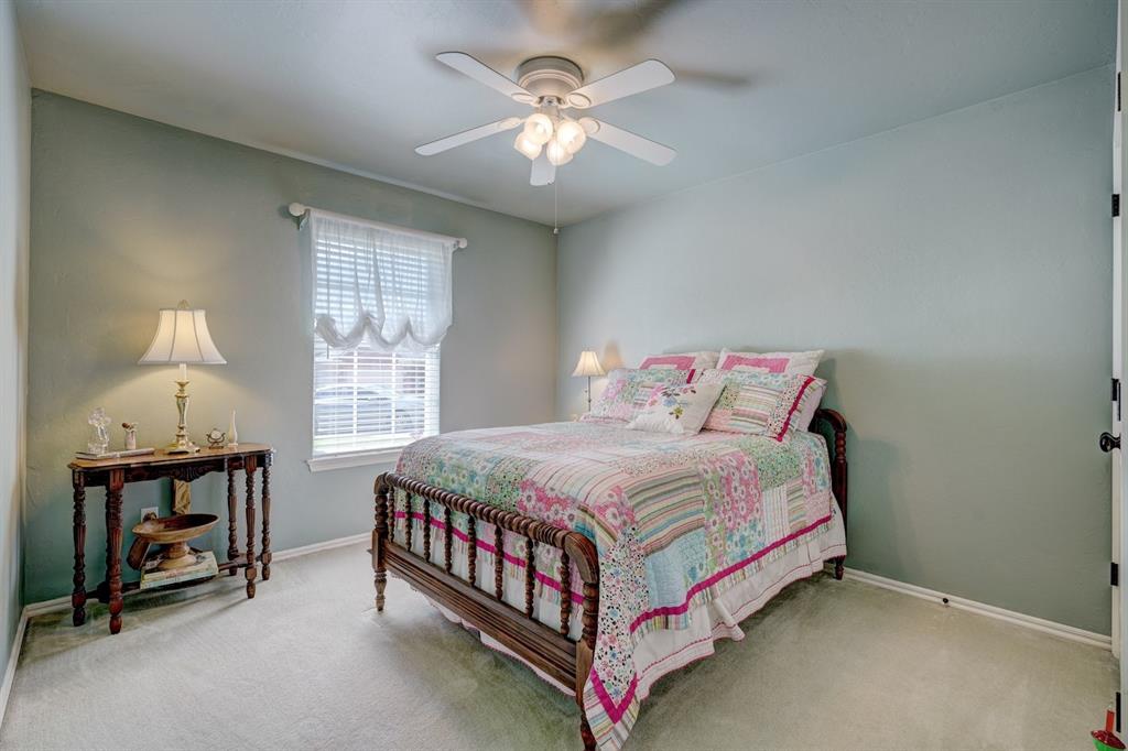 1808 Coopers Hawk Court