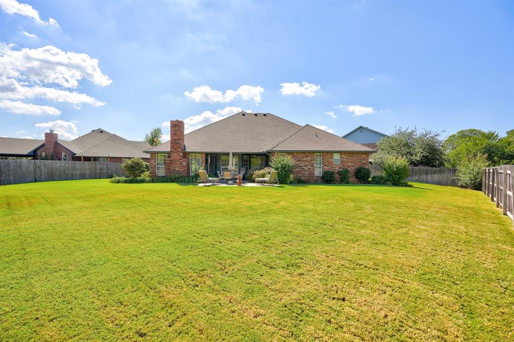 1808 Coopers Hawk Court