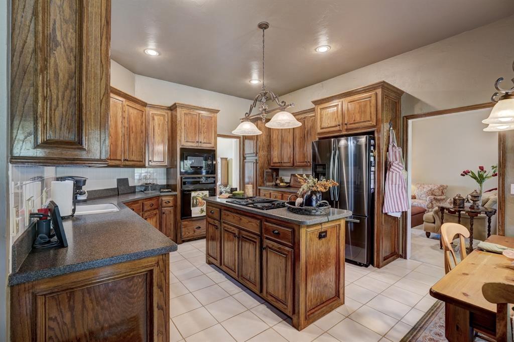 1808 Coopers Hawk Court