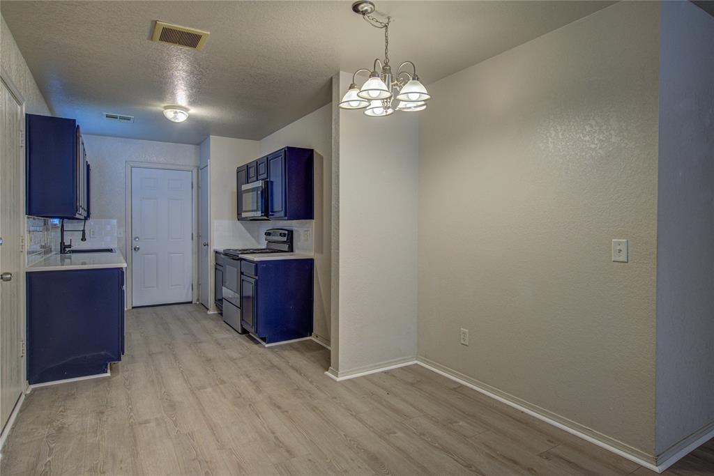 404 Eagle Creek Way