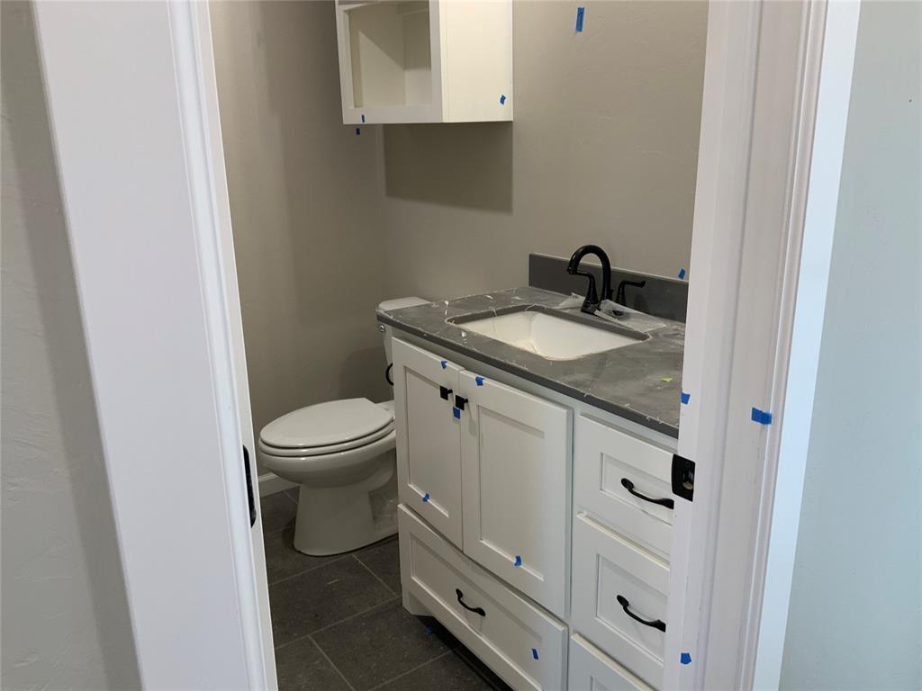 2416 Creekview Trail