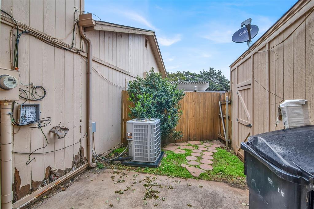 9726 Hefner Village Boulevard