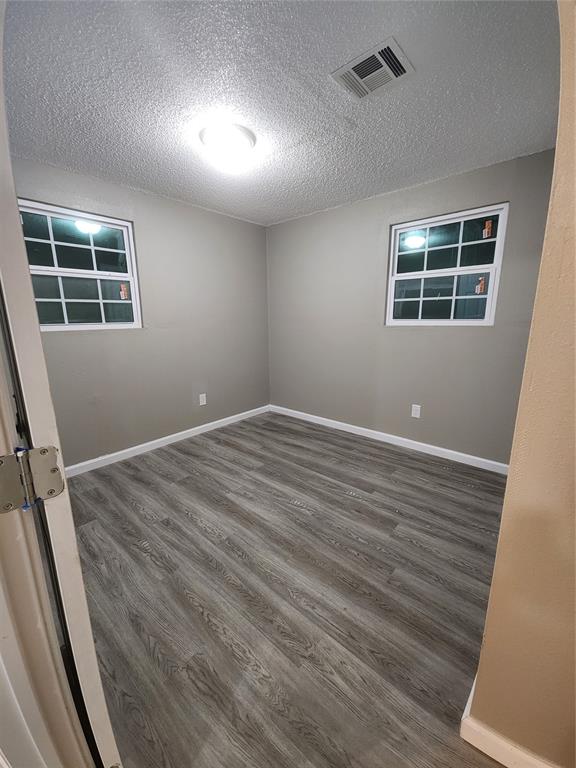 884 NW 15th Street