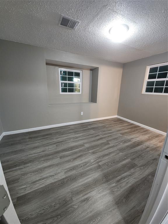 884 NW 15th Street