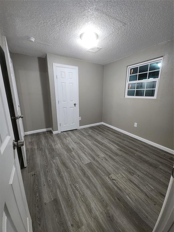 884 NW 15th Street