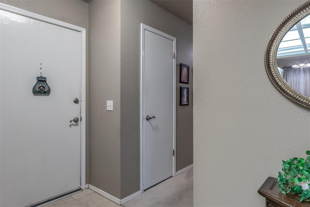 10316 Fairfax Lane
