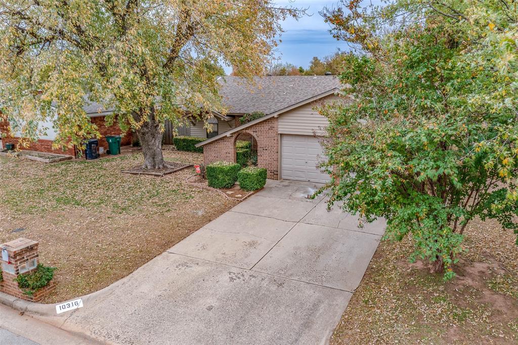 10316 Fairfax Lane