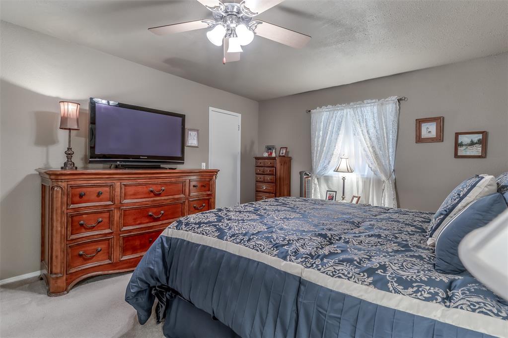 10316 Fairfax Lane