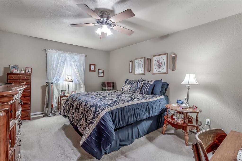 10316 Fairfax Lane