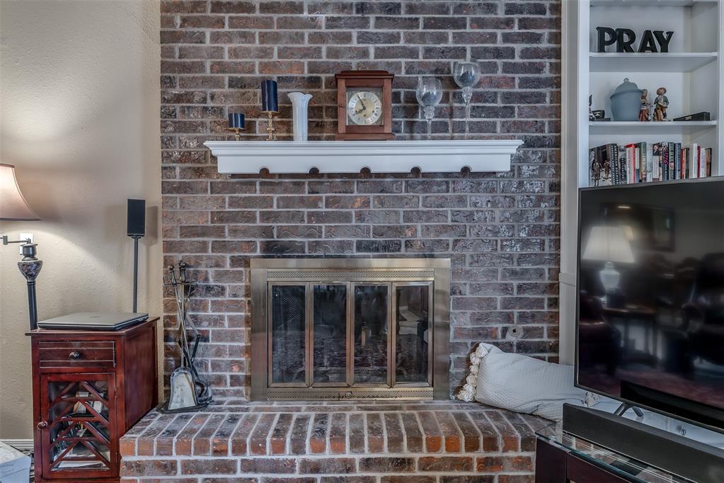 10316 Fairfax Lane