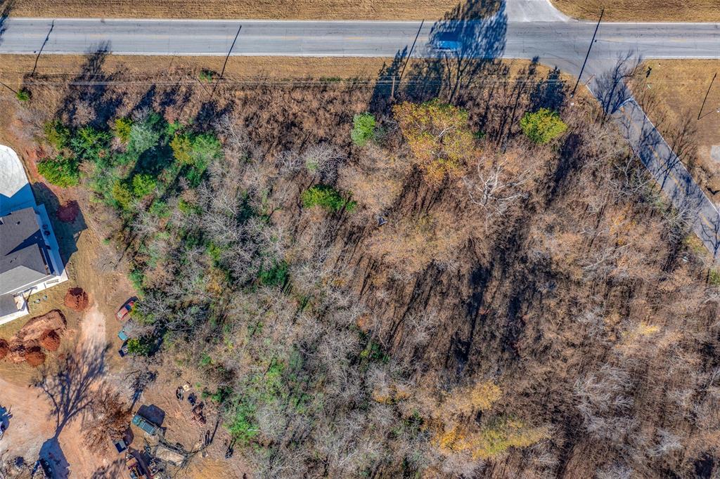 NE Spencer Jones Road