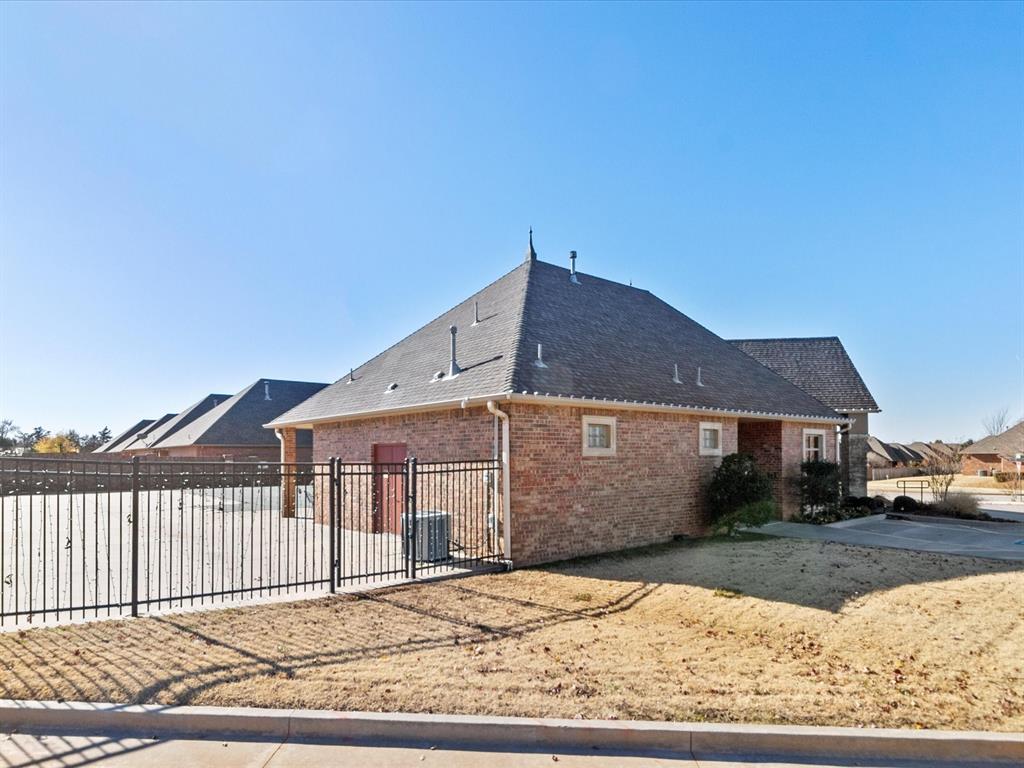 10904 Kristin Court