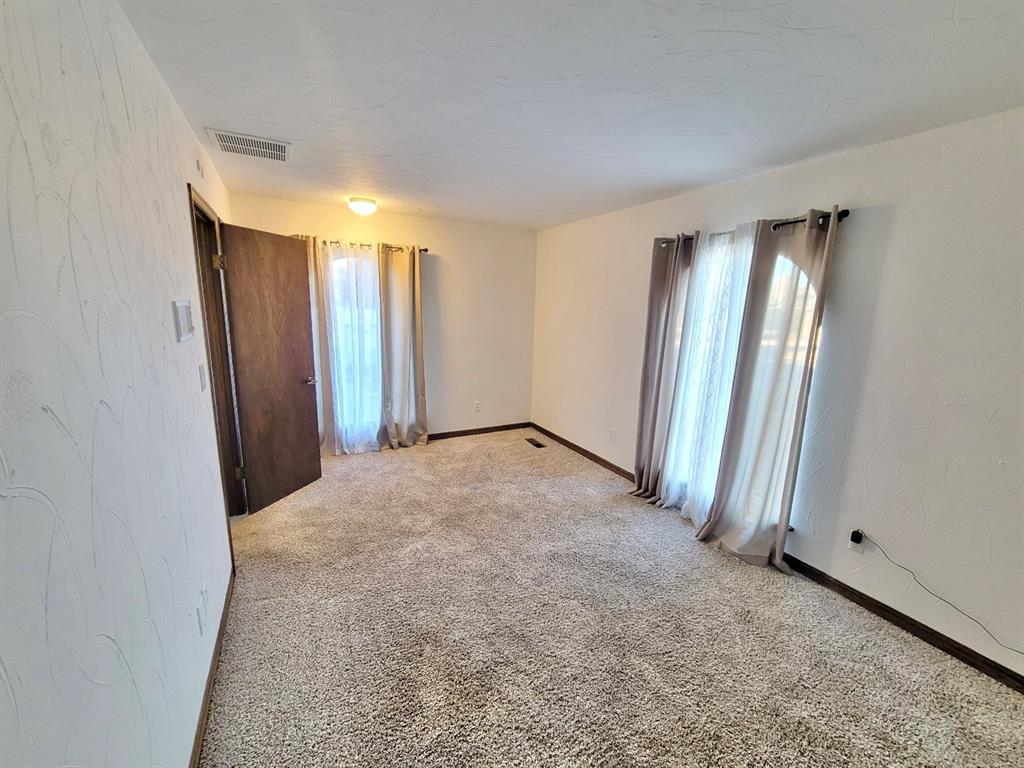 8200 NW 114th Street