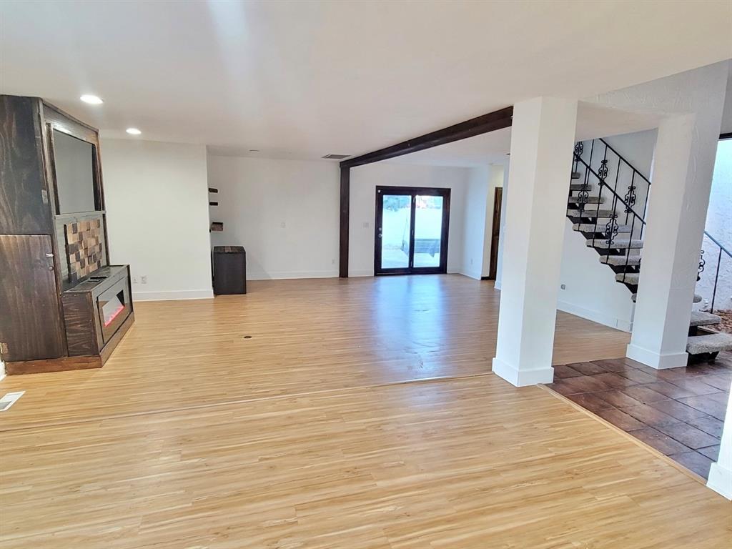 8200 NW 114th Street