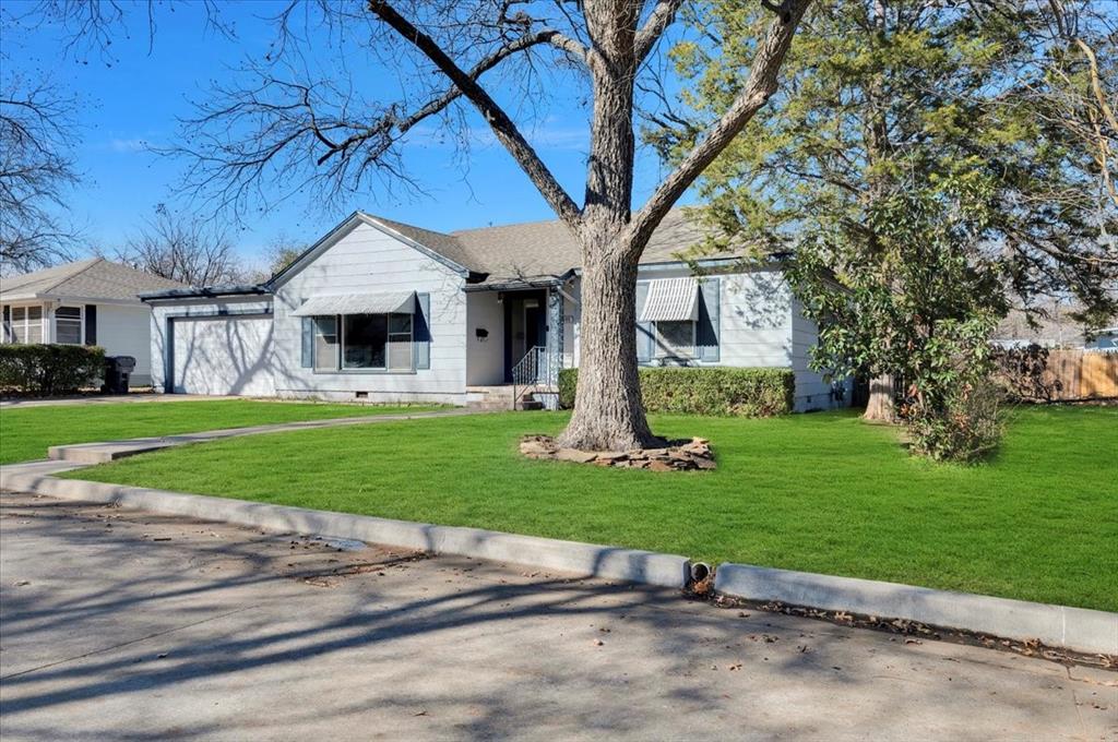 1611 4th ave SW Avenue