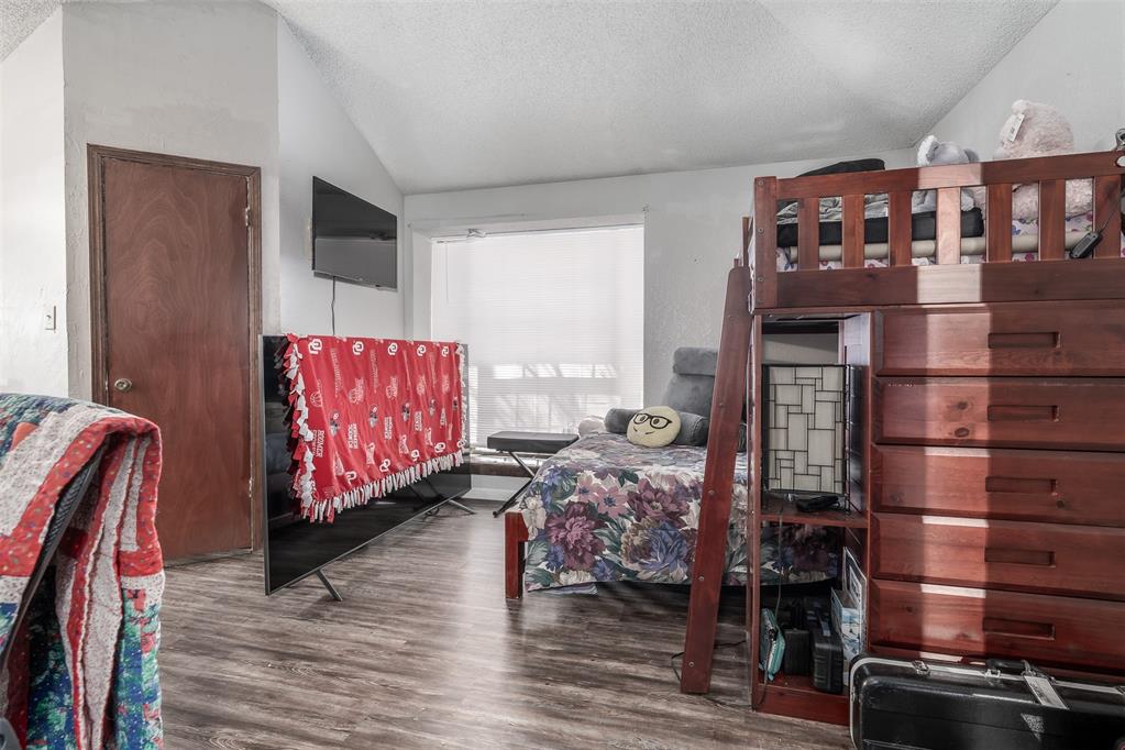 1721 Eagle Nest Drive