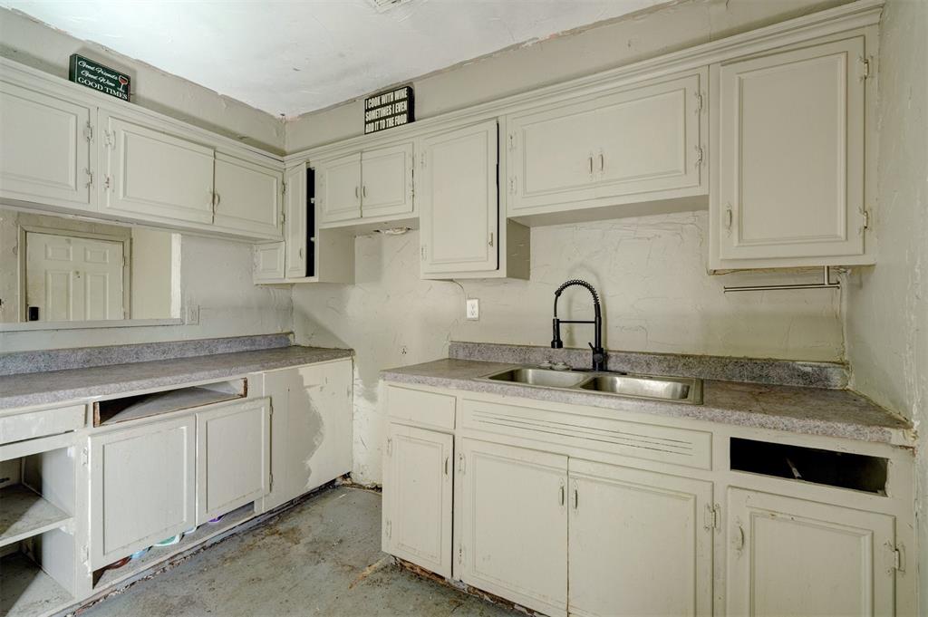 2012 NE 30th Street
