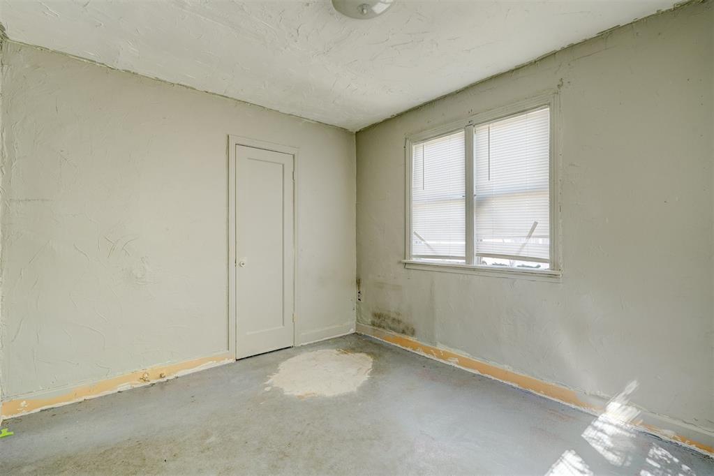 2012 NE 30th Street