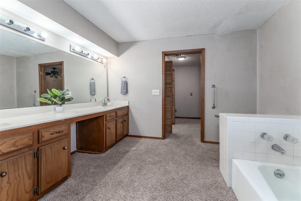 2544 SW 86th Street