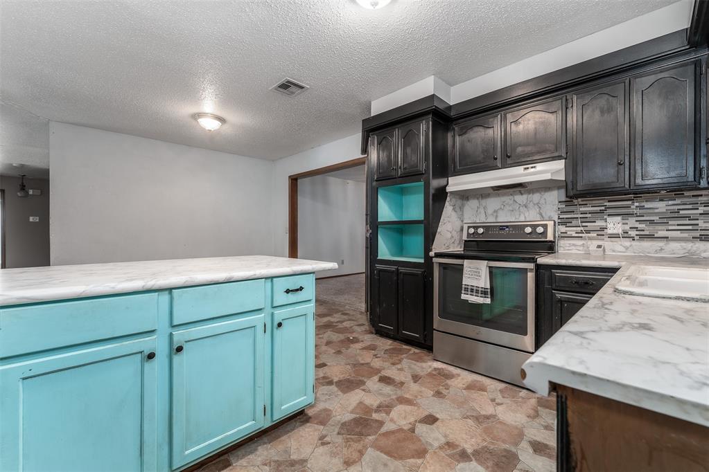 2544 SW 86th Street