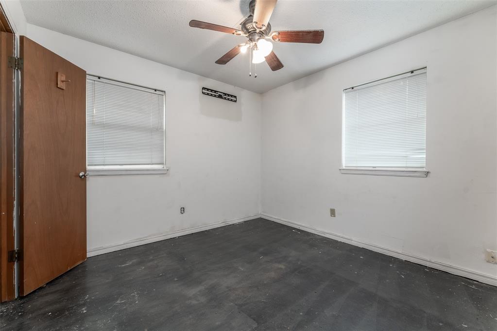 2544 SW 86th Street