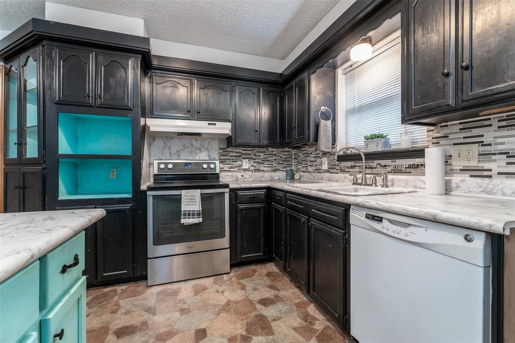2544 SW 86th Street