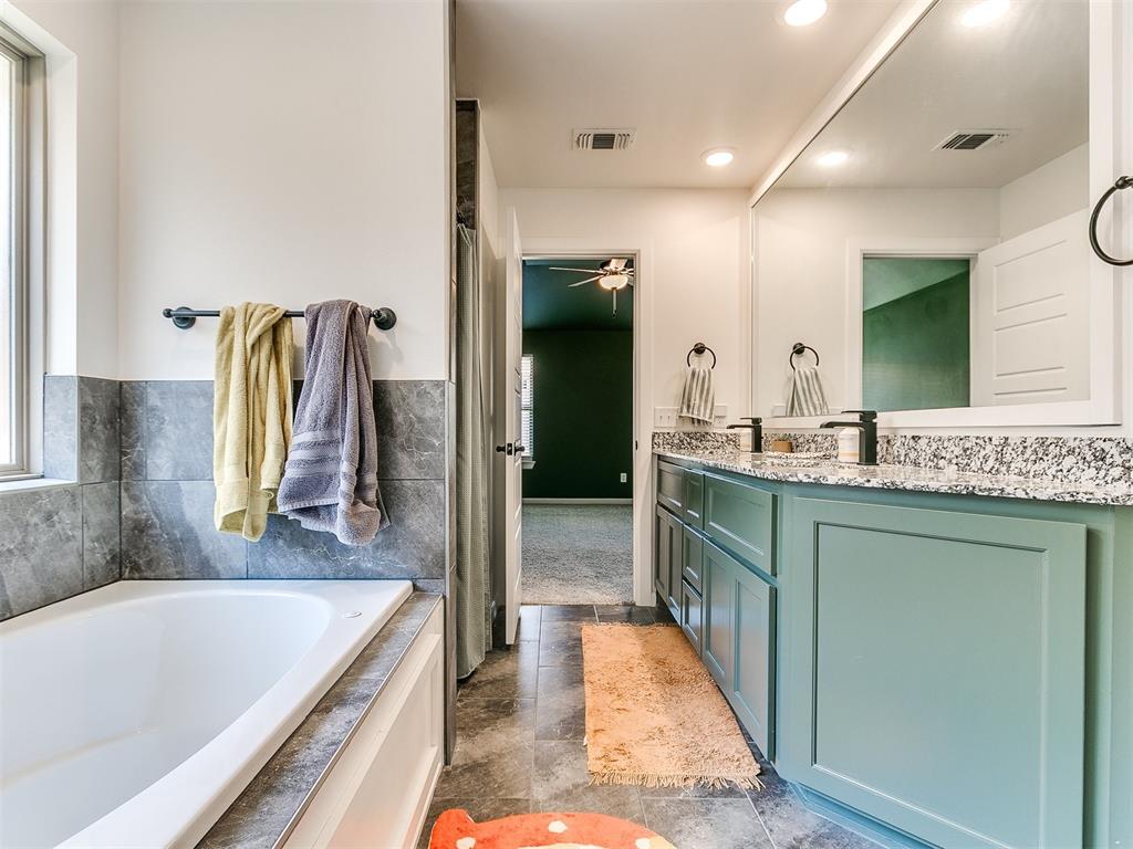 2821 Hazel Hollow